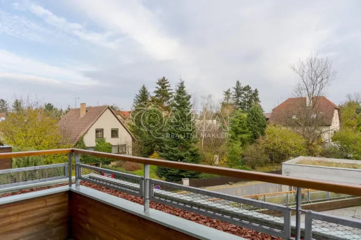 Pronájem bytu 2+kk, Dolní Břežany, U Náměstí, 57 m2
