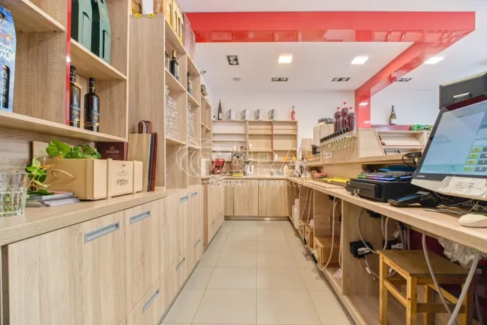 Pronájem obchodního prostoru, Nový Jičín, 28. října, 50 m2