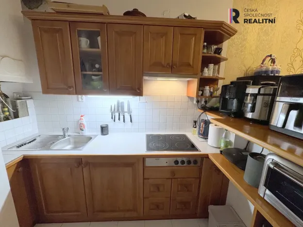 Prodej bytu 2+kk, Karlovy Vary, Moravská, 43 m2