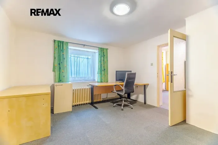 Prodej vícegeneračního domu, Velvary, 212 m2