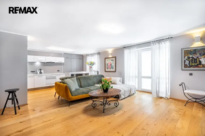 Pronájem bytu 3+kk, Karlovy Vary, Dr. Davida Bechera, 82 m2
