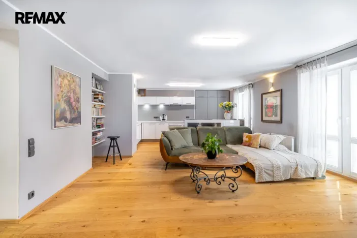 Pronájem bytu 3+kk, Karlovy Vary, Dr. Davida Bechera, 82 m2