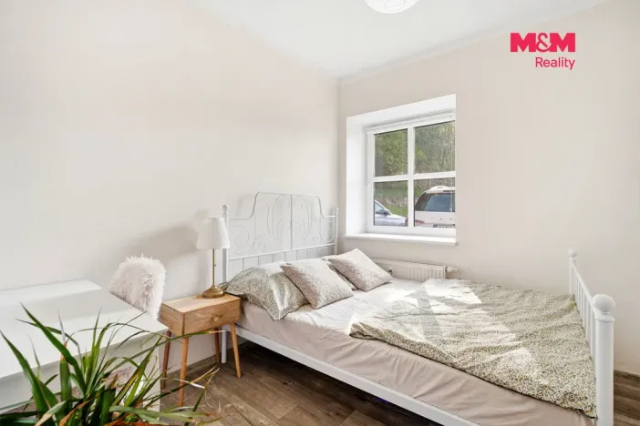 Prodej bytu 3+kk, Velemín - Oparno, 43 m2