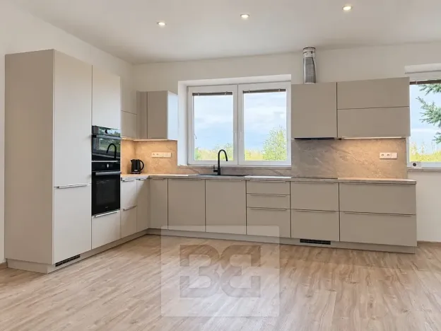 Pronájem rodinného domu, Dolní Dunajovice, Kostelní, 130 m2