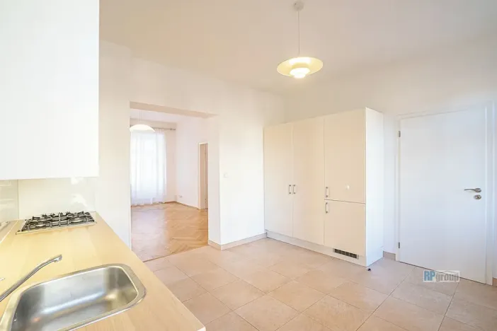 Pronájem bytu 3+1, Praha - Žižkov, Štítného, 99 m2