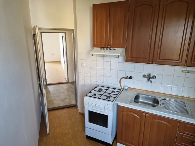 Pronájem bytu 2+1, Sezemice, Nerudova, 55 m2