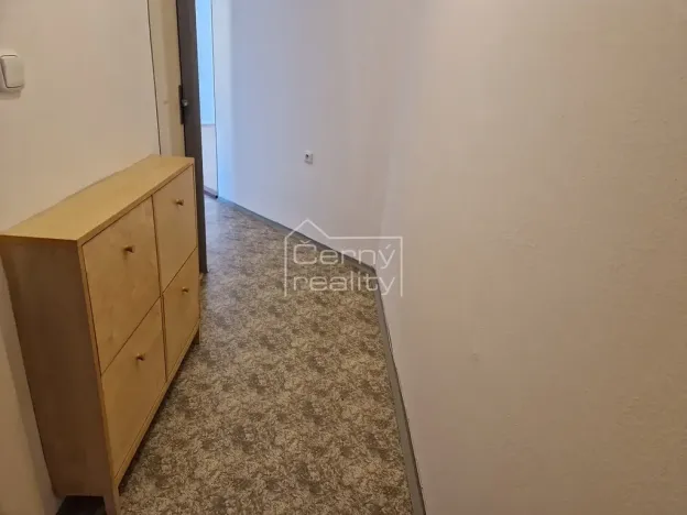 Pronájem bytu 2+1, Sezemice, Nerudova, 55 m2