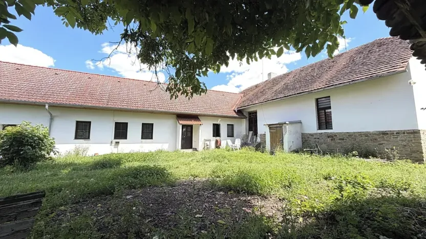 Prodej obchodního prostoru, Libomyšl, 634 m2