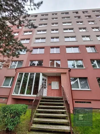 Pronájem bytu 2+kk, Most, Kpt. Jaroše, 35 m2
