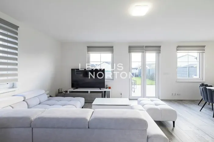 Pronájem rodinného domu, Postřižín, Kozomínská, 130 m2