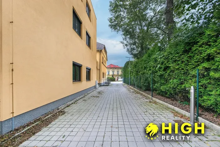 Prodej ubytování, Dobřany, Lipová, 820 m2