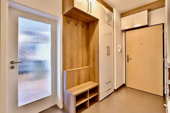 Pronájem bytu 3+kk, Praha - Libeň, V zahradách, 88 m2