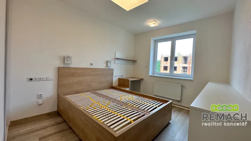 Pronájem bytu 2+kk, Uherské Hradiště, Zahrádky, 57 m2