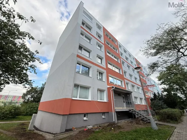 Pronájem bytu 3+1, Teplice - Trnovany, Hlávkova, 54 m2