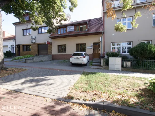 Pronájem kanceláře, Brno - Židenice, Vančurova, 85 m2