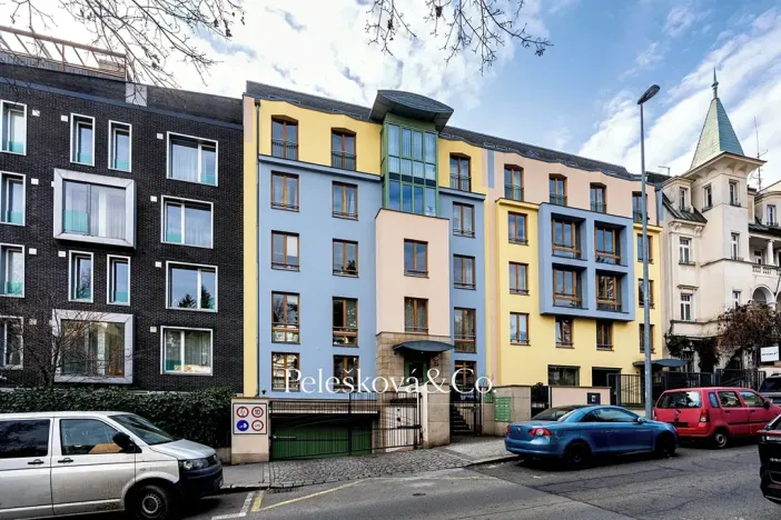 Prodej bytu 4+kk, Praha - Smíchov, Švédská, 128 m2