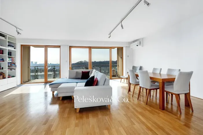 Prodej bytu 4+kk, Praha - Smíchov, Švédská, 128 m2