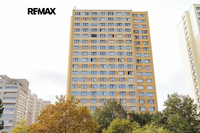 Prodej bytu 1+kk, Praha - Háje, Hlavatého, 27 m2