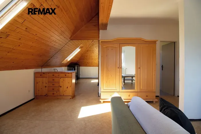 Pronájem bytu 1+kk, Senohraby, U školky, 46 m2