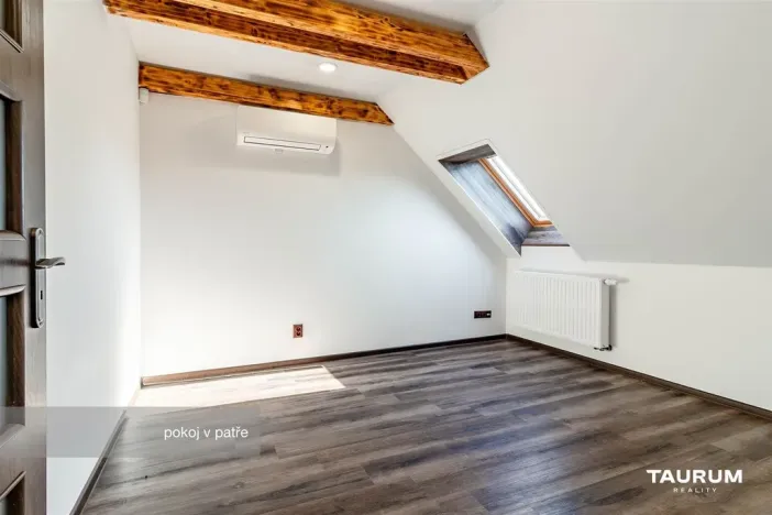 Prodej rodinného domu, Přehýšov, 366 m2