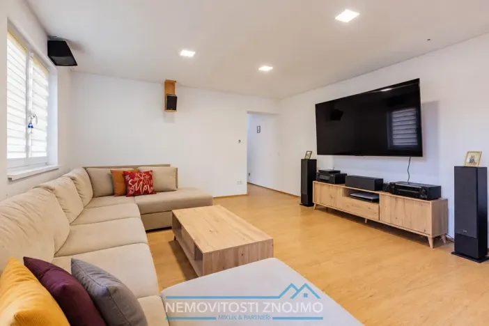 Prodej rodinného domu, Chvalovice, 220 m2