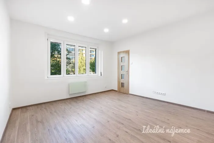 Pronájem bytu 2+kk, Praha - Břevnov, Patočkova, 41 m2