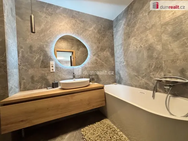 Pronájem bytu 2+kk, Zlín - Kudlov, Filmová, 90 m2