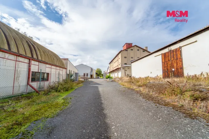 Prodej komerčního pozemku, Podbořany, 10982 m2