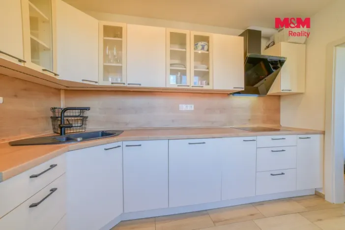 Prodej bytu 3+1, Mariánské Lázně - Úšovice, Mánesova, 63 m2