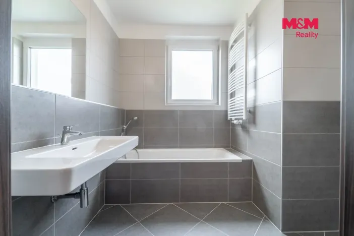 Prodej bytu 4+kk, Praha - Dolní Měcholupy, Honzíkova, 97 m2