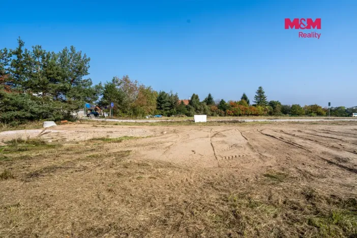 Prodej pozemku pro bydlení, Dobřenice, 813 m2