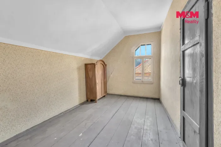 Prodej rodinného domu, Nové Hrady, 500 m2