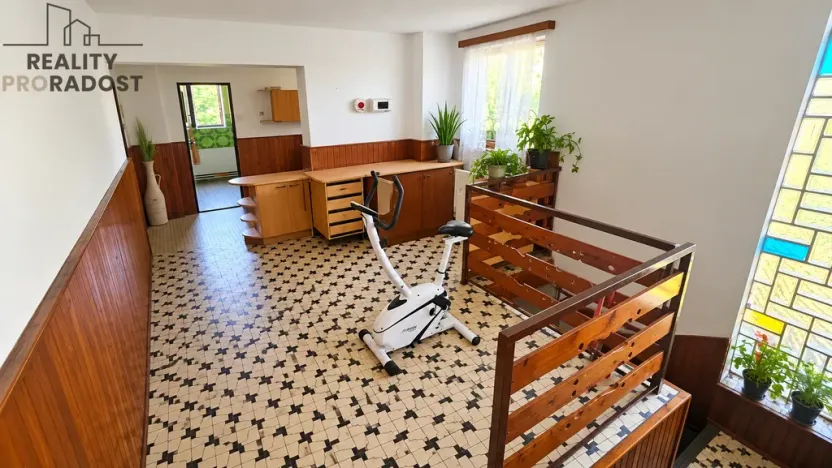 Prodej rodinného domu, Modlany, 167 m2