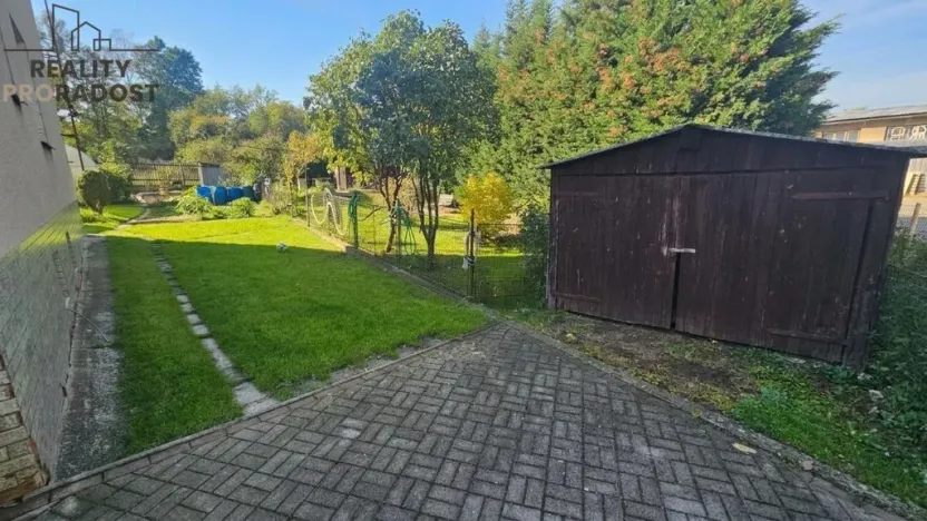 Prodej rodinného domu, Modlany, 167 m2