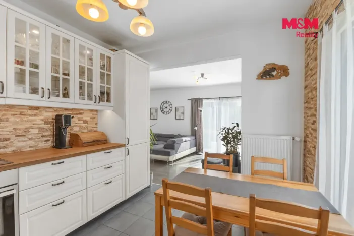 Prodej rodinného domu, Jeneč, A. Dvořáka, 102 m2