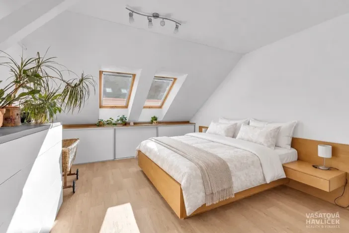 Prodej bytu 3+1, Hradec Králové, Škroupova, 80 m2