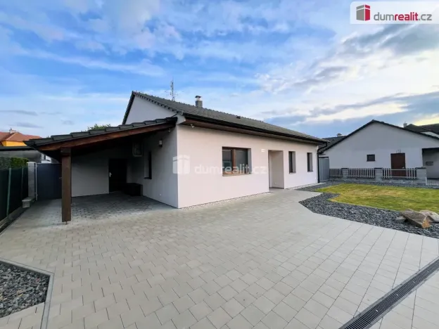 Prodej rodinného domu, Kunovice, Luční, 100 m2
