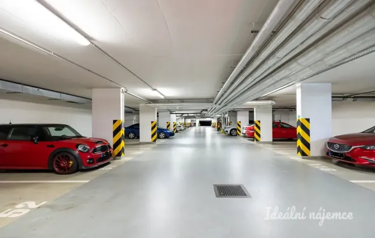 Pronájem bytu 2+kk, Praha - Vysočany, Sousedíkova, 59 m2