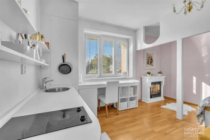 Pronájem bytu 1+kk, Hradec Králové, Dvorská, 28 m2