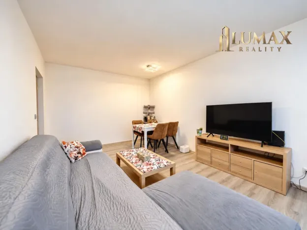 Prodej bytu 2+1, Kladno, Unhošťská, 52 m2