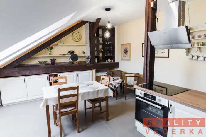 Prodej bytu 6+kk a větší, Příbram, Na Valešince, 162 m2