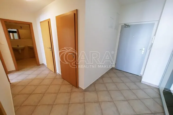 Prodej bytu 2+kk, Praha - Hrdlořezy, Nad Smetankou, 70 m2