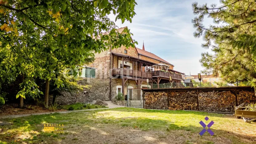 Prodej vily, Jemnice, Husova, 1025 m2