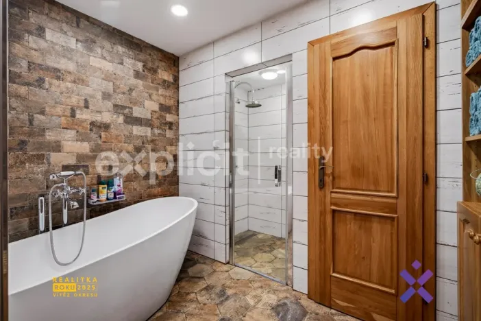 Prodej vily, Jemnice, Husova, 1025 m2