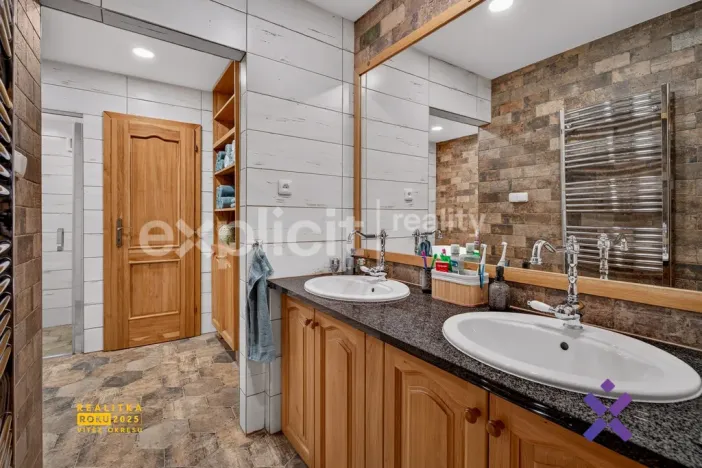 Prodej vily, Jemnice, Husova, 1025 m2