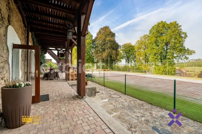Prodej vily, Jemnice, Husova, 1025 m2
