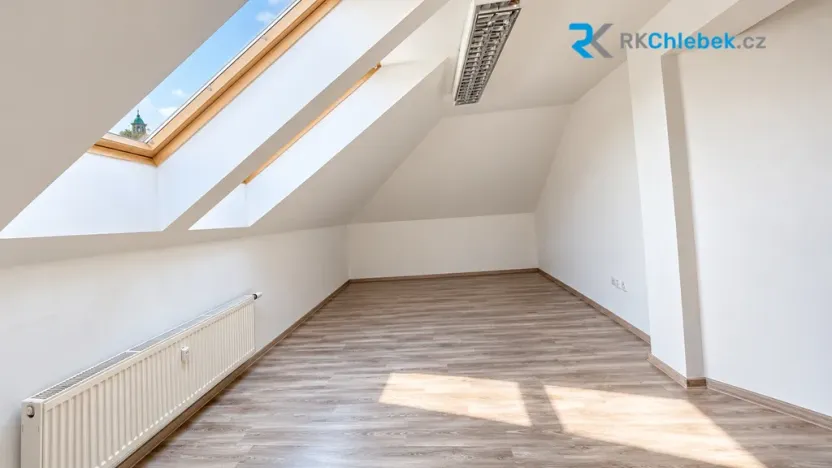 Pronájem kanceláře, Frýdek-Místek, Josefa Václava Sládka, 29 m2