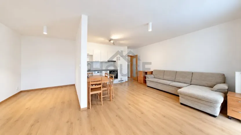 Prodej bytu 1+kk, Vestec, U Hrubých, 54 m2