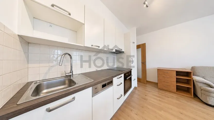 Prodej bytu 1+kk, Vestec, U Hrubých, 54 m2