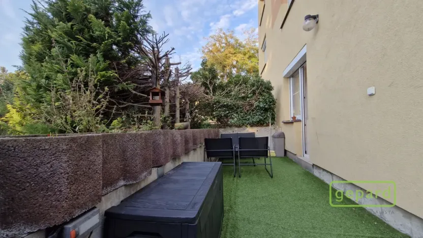 Pronájem bytu 2+kk, Praha - Libeň, Společná, 46 m2